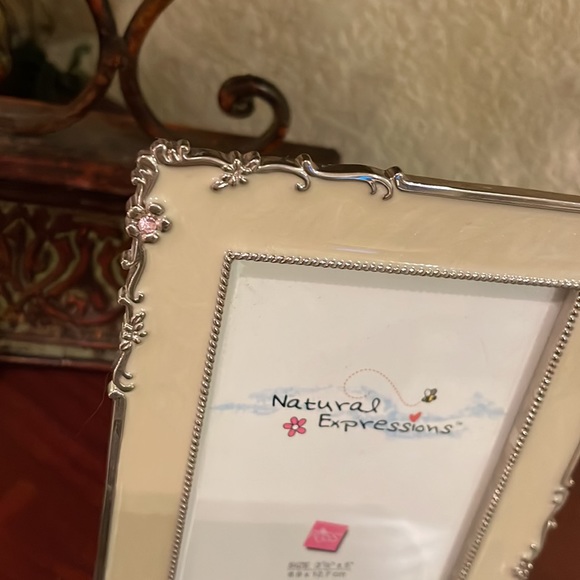 NWOT ivory enameled frame - Picture 2 of 7